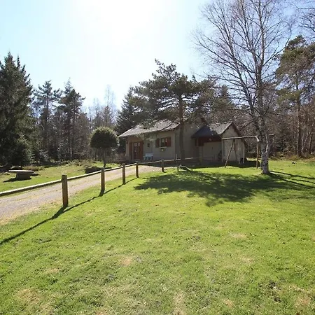 Tatil Evi Petit Enchante Au Coeur De La Foret Du Meygal, Proche Du Bleu - Fr-1-582-272 Champclause